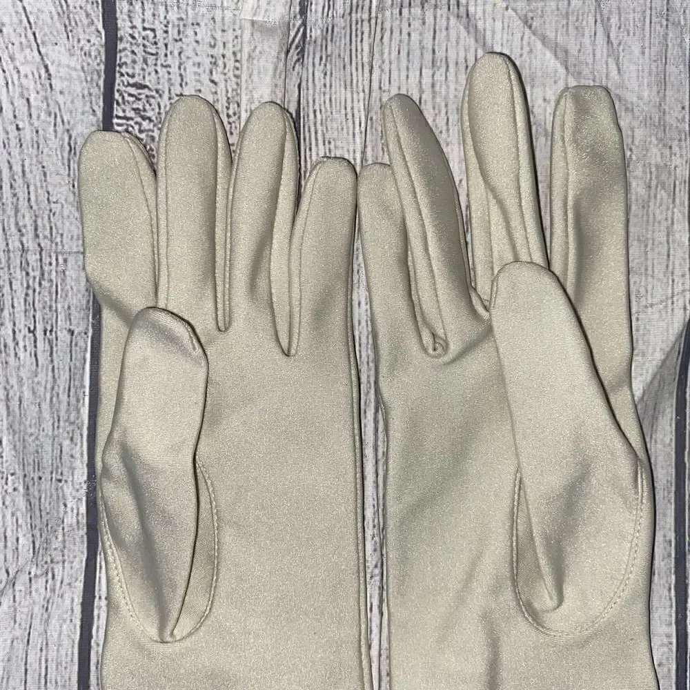 Vintage girls classic beige gloves big kid small